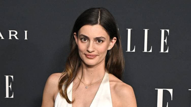 Elle Women In Hollywood 2025 Diana Silvers arriving to Elle Women In Hollywood 2025 held at the Four Seasons Hotel Los Angeles at Beverly Hills on November 17, 2025 in Los Angeles, Ca. Los Angeles Four Seasons Hotel Los Angeles at Beverly Hills California USA Copyright: xStarbuck AFF-USA.COMx