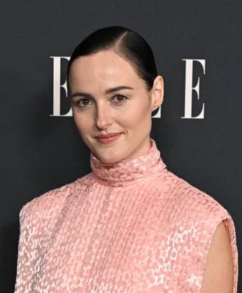 Elle Women In Hollywood 2025 Renate Reinsve arriving to Elle Women In Hollywood 2025 held at the Four Seasons Hotel Los Angeles at Beverly Hills on November 17, 2025 in Los Angeles, Ca. Los Angeles Four Seasons Hotel Los Angeles at Beverly Hills California USA Copyright: xStarbuck AFF-USA.COMx