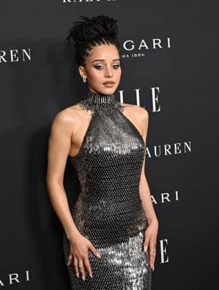 Elle Women In Hollywood 2025 Chase Infiniti arriving to Elle Women In Hollywood 2025 held at the Four Seasons Hotel Los Angeles at Beverly Hills on November 17, 2025 in Los Angeles, Ca. Los Angeles Four Seasons Hotel Los Angeles at Beverly Hills California USA Copyright: xStarbuck AFF-USA.COMx