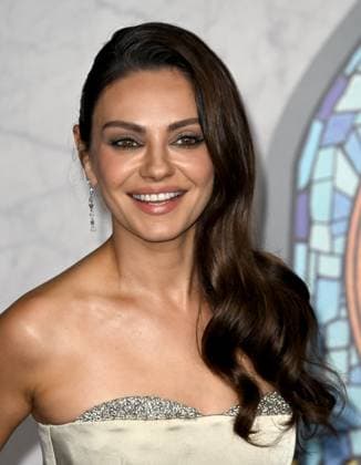 ˜Wake Up Dead Man: A Knives Out Mystery™ Premiere Mila Kunis arriving to Netflix™s Wake Up Dead Man: A Knives Out Mystery Los Angeles premiere held at the Academy Museum of Motion Pictures on November 17, 2025 in Los Angeles, Ca. Los Angeles Academy Museum of Motion Picture California USA Copyright: xLeexWatt AFF-USA.COMx