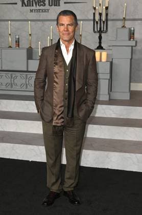 ˜Wake Up Dead Man: A Knives Out Mystery™ Premiere Josh Brolin arriving to Netflix™s Wake Up Dead Man: A Knives Out Mystery Los Angeles premiere held at the Academy Museum of Motion Pictures on November 17, 2025 in Los Angeles, Ca. Los Angeles Academy Museum of Motion Pictures California USA Copyright: xLeexWatt AFF-USA.COMx
