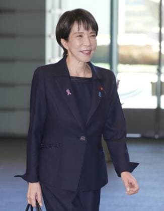 Japan PM Takaichi Japanese Prime Minister Sanae Takaichi enters the prime minister s office in Tokyo on Nov. 17, 2025.  A14AA0005043432P