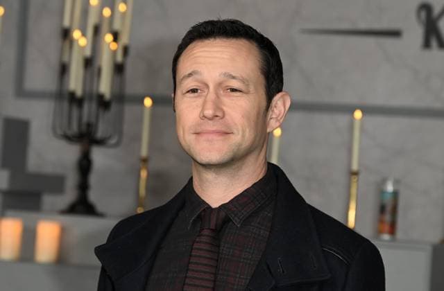 ˜Wake Up Dead Man: A Knives Out Mystery™ Premiere Joseph Gordon-Levitt arriving to Netflix™s Wake Up Dead Man: A Knives Out Mystery Los Angeles premiere held at the Academy Museum of Motion Pictures on November 17, 2025 in Los Angeles, Ca. Los Angeles Academy Museum of Motion Picture California USA Copyright: xLeexWatt AFF-USA.COMx
