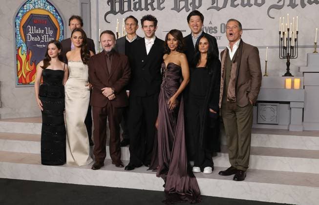 Los Angeles Premiere Of Netflix s Wake Up Dead Man: A Knives Out Mystery 17 November 2025 . Los Angeles, California - Cailee Spaeny, Mila Kunis, Rian Johnson, Josh O Connor, Kerry Washington, Bela Bajaria, Josh Brolin, Ram Bergman, Ori Marmur and Dan Lin At Los Angeles Premiere Of Netflix s Wake Up Dead Man: A Knives Out Mystery held at The Academy Museum of Motion Pictures in Los Angeles., Credit:Sadou Faye Avalon United States, CA, Los Angeles, Academy Museum of Motion Pictures  Copyright: xSadouxFayex xAvalonx 1053062724
