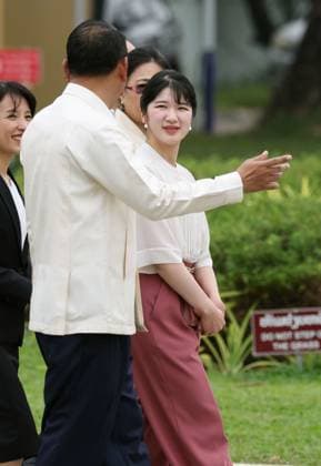 Japan Princess Aiko in Laos Japanese Princess Aiko walks to the Patuxai war monument in Vientiane on Nov. 18, 2025, as she visits Laos on her first official overseas trip, marking the 70th anniversary of the establishment of diplomatic ties.  A14AA0005043780P