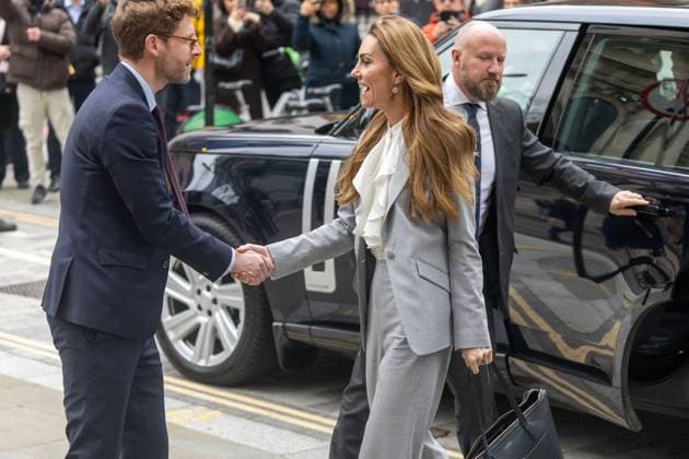 Princess of Wales arrives at business summit in London LONDON, UNITED KINGDOM - NOVEMBER 18: Princes of Wales Catherine arrives at Salesforce Tower to attend summit to encourage business leaders to invest in early childhood in London, United Kingdom on November 18, 2025. Ilyas Tayfun Salci Anadolu London United Kingdom. Editorial use only. Please get in touch for any other usage.  Copyright: x2025xAnadoluxIlyasxTayfunxSalcix