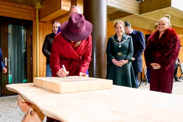 18-11-2025 Rotterdam Queen Maxima attended the opening of the circular wooden residential building SAWA in Rotterdam. Â  Copyright: xPPEx