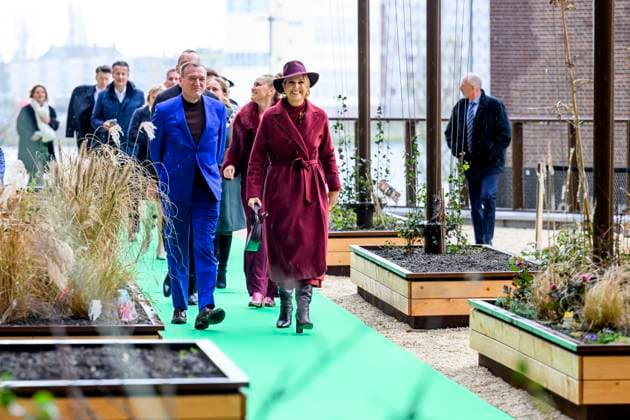 18-11-2025 Rotterdam Queen Maxima attended the opening of the circular wooden residential building SAWA in Rotterdam. Â  Copyright: xPPEx