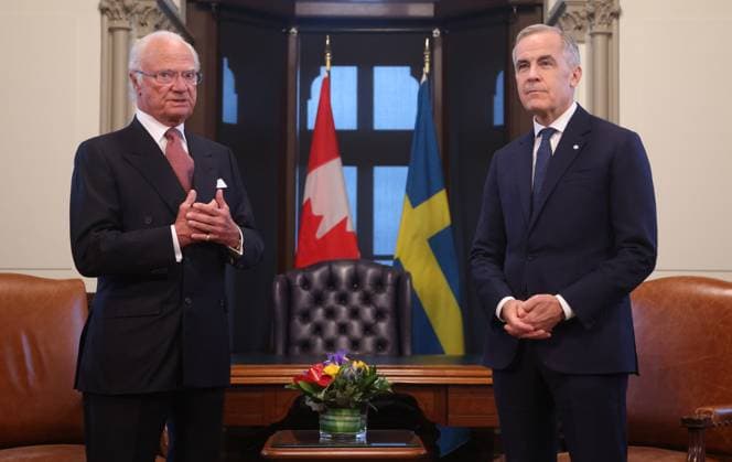 November 18, 2025, Ottawa, On, CANADA: Prime Minister Mark Carney and Sweden s King Carl Gustaf speak before a meeting in the Prime Minister s office on Parliament Hill in Ottawa, Tuesday, Nov. 18, 2025. Ottawa CANADA  - ZUMAc35_ 20251118_zaf_c35_084 Copyright: xPatrickxDoylex