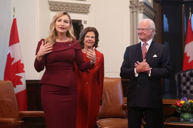 November 18, 2025, Ottawa, On, CANADA: Sweden s Deputy Prime Minister, and Energy, Business and Industry Minister Ebba Busch speaks as Sweden s King Carl Gustaf and Queen Silvia look on before a meeting in the Prime Minister s office on Parliament Hill in Ottawa, Tuesday, Nov. 18, 2025. Ottawa CANADA  - ZUMAc35_ 20251118_zaf_c35_088 Copyright: xPatrickxDoylex