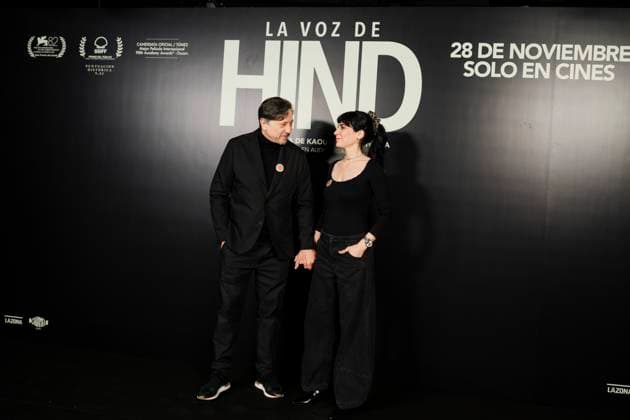Premiere of La voz de Hind Actors Carlos Bardem and Cecilia Gessa pose during the red carpet of the film La voz de Hind, at the Palacio de la Prensa, on November 18, 2025, in Madrid Spain The film narrates the anguished wait of a six-year-old Palestinian girl trapped in a car under fire in Gaza, while the Red Crescent tries to rescue her, trapped in a car under fire in Gaza, while the Red Crescent tries to rescue her The film focuses on the drama of the calls for help and the helplessness of those who try to help her, without showing explicit violence 18 NOVEMBER 2025 PREMIERE FILM PRESENTATION CINEMA GAZA Madrid Madrid Spain  Copyright: xMateoxLanzuelax 7109926