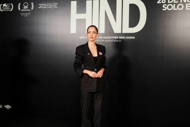 Premiere of La voz de Hind Actress Hiba Abouk poses during the red carpet of the film La voz de Hind, at the Palacio de la Prensa, on November 18, 2025, in Madrid Spain The film narrates the anguished wait of a six-year-old Palestinian girl, trapped in a car under fire in Gaza, while the Red Crescent tries to rescue her The film focuses on the drama of calls for help and the helplessness of those who try to help her, without showing explicit violence, The film focuses on the drama of the calls for help and the helplessness of those who try to help her, without showing explicit violence 18 NOVEMBER 2025 PREMIERE FILM PRESENTATION CINE GAZA Madrid Madrid Spain  Copyright: xMateoxLanzuelax 7109907