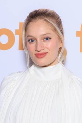 Soiree De Gala Fondation Chaillot Photocall - Paris Nadia Tereszkiewicz attends the photocall for the second edition of the Soiree de Gala de la Fondation Chaillot presided over by Laurent Martinet at Chaillot Theatre National de la Danse in Paris, France on November 18, 2025 . Photo by David Boyer ABACAPRESS.COM Paris France  Copyright: xBoyerxDavid ABACAx