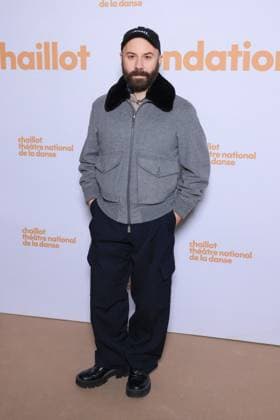 Soiree De Gala Fondation Chaillot Photocall - Paris Yoann Lemoine (Woodkid) attends the photocall for the second edition of the Soiree de Gala de la Fondation Chaillot presided over by Laurent Martinet at Chaillot Theatre National de la Danse in Paris, France on November 18, 2025 . Photo by David Boyer ABACAPRESS.COM Paris France  Copyright: xBoyerxDavid ABACAx