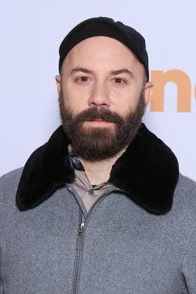 Soiree De Gala Fondation Chaillot Photocall - Paris Yoann Lemoine (Woodkid) attends the photocall for the second edition of the Soiree de Gala de la Fondation Chaillot presided over by Laurent Martinet at Chaillot Theatre National de la Danse in Paris, France on November 18, 2025 . Photo by David Boyer ABACAPRESS.COM Paris France  Copyright: xBoyerxDavid ABACAx