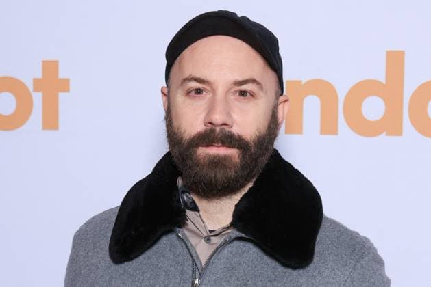Soiree De Gala Fondation Chaillot Photocall - Paris Yoann Lemoine (Woodkid) attends the photocall for the second edition of the Soiree de Gala de la Fondation Chaillot presided over by Laurent Martinet at Chaillot Theatre National de la Danse in Paris, France on November 18, 2025 . Photo by David Boyer ABACAPRESS.COM Paris France  Copyright: xBoyerxDavid ABACAx