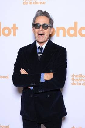 Soiree De Gala Fondation Chaillot Photocall - Paris Vincent Darre attends the photocall for the second edition of the Soiree de Gala de la Fondation Chaillot presided over by Laurent Martinet at Chaillot Theatre National de la Danse in Paris, France on November 18, 2025 . Photo by David Boyer ABACAPRESS.COM Paris France  Copyright: xBoyerxDavid ABACAx