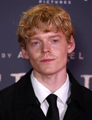 London Premiere of Desperate Journey at Odeon Luxe Leicester Square in London, UK - 18 Nov 2025 Lucas Lynggaard Tønnesen attends the London Premiere of Desperate Journey at Odeon Luxe Leicester Square. London United Kingdom Copyright: xFredxDuvalx xSOPAxImagesx FD_Desperate_Journey_27