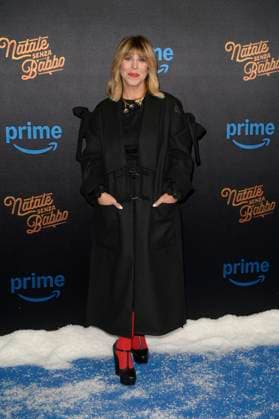 Natale senza Babbo blu carpet in Rome, Italy - 18 Nov 2025 Michela Andreozzi attends the blu carpet of movie Natale senza Babbo at Cinema Adriano. Rome Italy Copyright: xMarioxCartellix xSOPAxImagesx _DSC5071