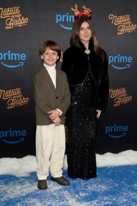 November 18, 2025, Rome, Italy: Paolo Calvano (l) and Rita Longordo (r) attend the blu carpet of movie Natale senza Babbo at Cinema Adriano. Rome Italy - ZUMAs197 20251118_aaa_s197_124 Copyright: xMarioxCartellix