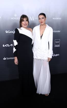 Mujerhoy 2025 Awards Raquel Revuelta and her daughter Claudia Jiménez during the Mujerhoy 2025 Awards ceremony, on November 18, 2025, in Madrid Spain These awards, given annually by Vocentos lifestyle magazine, recognize outstanding figures in fashion, culture and sports for their exceptional contribution throughout the year PREMIOS GENTE Raú Madrid Madrid Madrid Espana  Copyright: xRaulxTerrelx 7110141