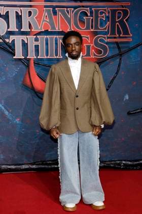 Stranger Things 5 , Fan Event at Tempelhof Airport, Berlin, 18 11 2025 Caleb McLaughlin at the fan event for Stranger Things in Hangar 7 at Tempelhof Airport in Berlin on 18 11 2025 Berlin Tempelhof Airport Copyright: xAnitaxBuggex