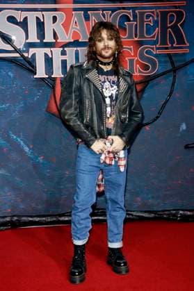 Stranger Things 5 , Fan Event at Tempelhof Airport, Berlin, 18 11 2025 Riccardo Simonetti at the fan event for Stranger Things in Hangar 7 at Tempelhof Airport in Berlin on 18 11 2025 Berlin Tempelhof Airport Copyright: xAnitaxBuggex