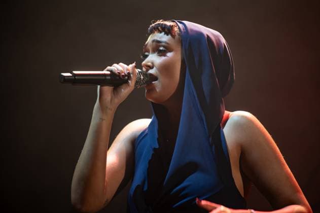 London, United Kingdom. 18th October 2025. Joy Crookes performs live at O2 Academy Brixton. Cristina Massei Alamy Live News  Copyright: xCRISTINAxMASSEIx xipa-agency.netx xx IPA_Agency_IPA68108816