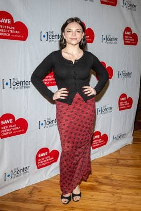 All About Eve Center at West Park Staged Reading, New York, New York, USA - 17 Nov 2025 (NEW) "All About Eve" Center at West Park Staged Reading. November 17, 2025, New York, New York, USA: Ella Stiller attends a reading of "All About Eve" to benefit Center At West Park and the preservation of the landmark West Park Presbyterian Church on November 17, 2025 in New York City. (Credit: M10s TheNews2) (Foto: M10s Thenews2 imago images) All About Eve Center at West Park Staged Reading, New York, New York, USA - 17 Nov 2025  Copyright: xRonxAdarx