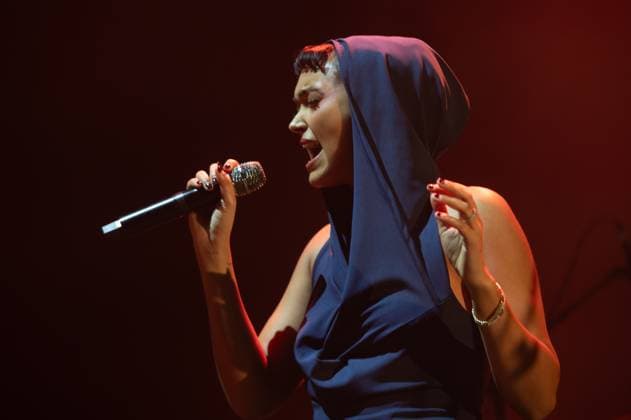 London, United Kingdom. 18th October 2025. Joy Crookes performs live at O2 Academy Brixton. Cristina Massei Alamy Live News  Copyright: xCRISTINAxMASSEIx xipa-agency.netx xx IPA_Agency_IPA68108843