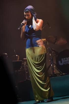 London, United Kingdom. 18th October 2025. Joy Crookes performs live at O2 Academy Brixton. Cristina Massei Alamy Live News  Copyright: xCRISTINAxMASSEIx xipa-agency.netx xx IPA_Agency_IPA68108861