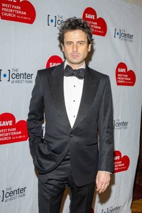 All About Eve Center at West Park Staged Reading, New York, New York, USA - 17 Nov 2025 (NEW) "All About Eve" Center at West Park Staged Reading. November 17, 2025, New York, New York, USA: Luke Kirby attends a reading of "All About Eve" to benefit Center At West Park and the preservation of the landmark West Park Presbyterian Church on November 17, 2025 in New York City. (Credit: M10s TheNews2) (Foto: M10s Thenews2 imago images) All About Eve Center at West Park Staged Reading, New York, New York, USA - 17 Nov 2025  Copyright: xRonxAdarx