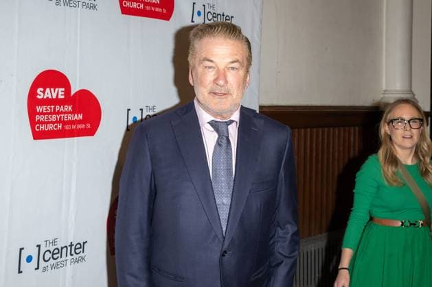 All About Eve Center at West Park Staged Reading, New York, New York, USA - 17 Nov 2025 (NEW) "All About Eve" Center at West Park Staged Reading. November 17, 2025, New York, New York, USA: Alec Baldwin attends a reading of "All About Eve" to benefit Center At West Park and the preservation of the landmark West Park Presbyterian Church on November 17, 2025 in New York City. (Credit: M10s TheNews2) (Foto: M10s Thenews2 imago images) All About Eve Center at West Park Staged Reading, New York, New York, USA - 17 Nov 2025  Copyright: xRonxAdarx
