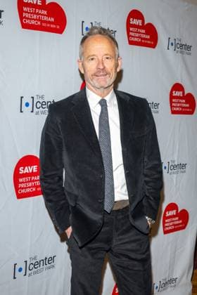 All About Eve Center at West Park Staged Reading, New York, New York, USA - 17 Nov 2025 (NEW) "All About Eve" Center at West Park Staged Reading. November 17, 2025, New York, New York, USA: John Benjamin Hickey attends a reading of "All About Eve" to benefit Center At West Park and the preservation of the landmark West Park Presbyterian Church on November 17, 2025 in New York City. (Credit: M10s TheNews2) (Foto: M10s Thenews2 imago images) All About Eve Center at West Park Staged Reading, New York, New York, USA - 17 Nov 2025  Copyright: xRonxAdarx