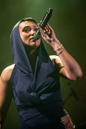 London, United Kingdom. 18th October 2025. Joy Crookes performs live at O2 Academy Brixton. Cristina Massei Alamy Live News  Copyright: xCRISTINAxMASSEIx xipa-agency.netx xx IPA_Agency_IPA68109023