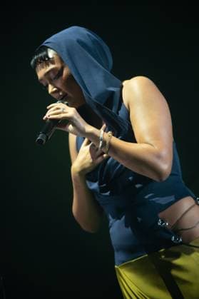London, United Kingdom. 18th October 2025. Joy Crookes performs live at O2 Academy Brixton. Cristina Massei Alamy Live News  Copyright: xCRISTINAxMASSEIx xipa-agency.netx xx IPA_Agency_IPA68109061