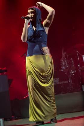 London, United Kingdom. 18th October 2025. Joy Crookes performs live at O2 Academy Brixton. Cristina Massei Alamy Live News  Copyright: xCRISTINAxMASSEIx xipa-agency.netx xx IPA_Agency_IPA68108954