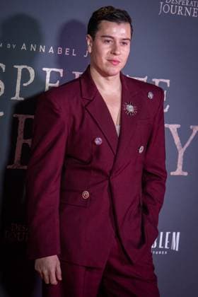 Desperate Journey London Premiere in London - 18 Nov 2025 Aiden London attends the London Premiere of Desperate Journey at Odeon Luxe Leicester Square. London United Kingdom Copyright: xLoredanaxSangiulianox xSOPAxImagesx LSangiuliano-2-44