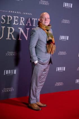 Desperate Journey London Premiere in London - 18 Nov 2025 Richard Glover attends the London Premiere of Desperate Journey at Odeon Luxe Leicester Square. London United Kingdom Copyright: xLoredanaxSangiulianox xSOPAxImagesx LSangiuliano-2-9