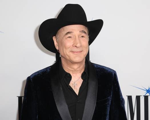 73rd Annual BMI Country Awards Clint Black arriving at the 73rd Annual BMI Country Awards held at the BMI Building on November 18, 2025 in Nashville, TN. Nashville BMI Building Tennessee USA Copyright: xCurtisxHilbunx xAFF-USA.COMx