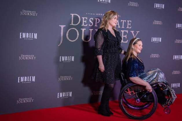 November 18, 2025, London, United Kingdom: Amy Pohl attends the London Premiere of Desperate Journey at Odeon Luxe Leicester Square. London United Kingdom - ZUMAs197 20251118_aaa_s197_226 Copyright: xLoredanaxSangiulianox