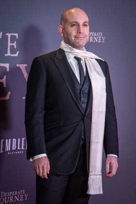 November 18, 2025, London, United Kingdom: Ilan Eshkeri attends the London Premiere of Desperate Journey at Odeon Luxe Leicester Square. London United Kingdom - ZUMAs197 20251118_aaa_s197_292 Copyright: xLoredanaxSangiulianox