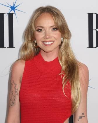 73rd Annual BMI Country Awards Danielle Bradbery arriving at the 73rd Annual BMI Country Awards held at the BMI Building on November 18, 2025 in Nashville, TN. Nashville BMI Building Tennessee USA Copyright: xCurtisxHilbunx xAFF-USA.COMx