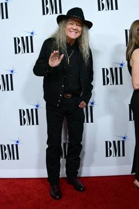 2025 BMI Country Awards - Arrivals 18 November 2025 - Nashville, Tennessee - Earl Bud Lee. 2025 BMI Country Awards held at BMI Music Row. Photo Credit: Dara-Michelle Farr AdMedia Nashville TN United States EDITORIAL USE ONLY  Copyright: xx Dara-MichellexFarr AdMediax admphotostwo952950