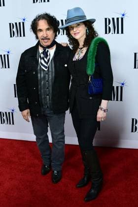 2025 BMI Country Awards - Arrivals 18 November 2025 - Nashville, Tennessee - John Oates, Aimee Oates. 2025 BMI Country Awards held at BMI Music Row. Photo Credit: Dara-Michelle Farr AdMedia Nashville TN United States EDITORIAL USE ONLY  Copyright: xx Dara-MichellexFarr AdMediax admphotostwo952960