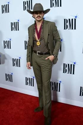 2025 BMI Country Awards - Arrivals 18 November 2025 - Nashville, Tennessee - Tucker Wetmore. 2025 BMI Country Awards held at BMI Music Row. Photo Credit: Dara-Michelle Farr AdMedia Nashville TN United States EDITORIAL USE ONLY  Copyright: xx Dara-MichellexFarr AdMediax admphotostwo953004