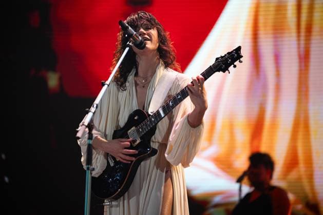 November 18, 2025, Eboli, Italy: Elisa Toffoli aka Elisa performs live at Palasele duirng the Palasport Live 2025 Tour. Eboli Italy - ZUMAs197 20251118_aaa_s197_376 Copyright: xAndreaxGulx