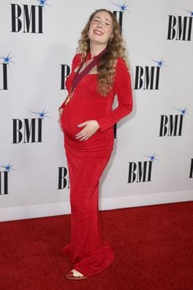 73rd Annual BMI Country Awards Trannie Anderson arriving at the 73rd Annual BMI Country Awards held at the BMI Building on November 18, 2025 in Nashville, TN. Nashville BMI Building Tennessee USA Copyright: xCurtisxHilbunx xAFF-USA.COMx