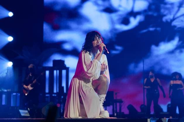 November 18, 2025, Eboli, Italy: Elisa Toffoli aka Elisa performs live at Palasele duirng the Palasport Live 2025 Tour. Eboli Italy - ZUMAs197 20251118_aaa_s197_363 Copyright: xAndreaxGulx
