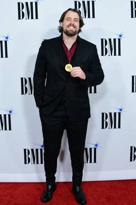 2025 BMI Country Awards - Arrivals 18 November 2025 - Nashville, Tennessee - Geoff Warburton. 2025 BMI Country Awards held at BMI Music Row. Photo Credit: Dara-Michelle Farr AdMedia Nashville TN United States EDITORIAL USE ONLY  Copyright: xx Dara-MichellexFarr AdMediax admphotostwo953034